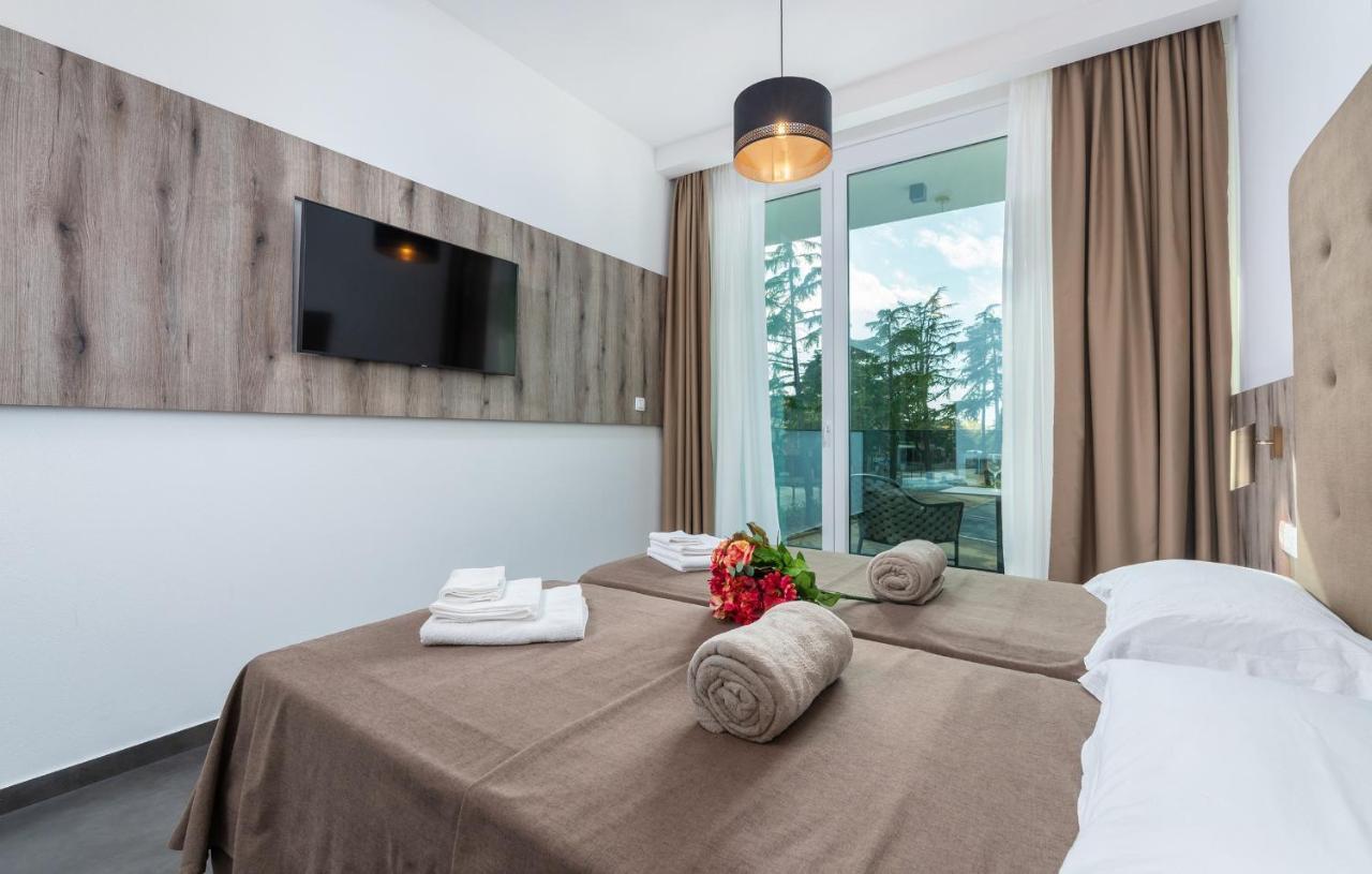 Residence Center B&B Materada 波雷奇 外观 照片