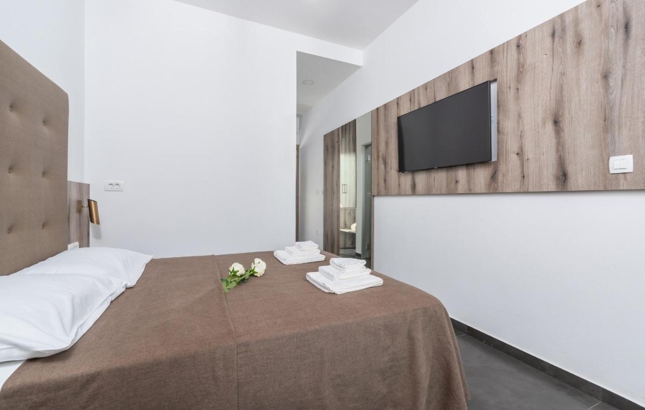 Residence Center B&B Materada 波雷奇 外观 照片